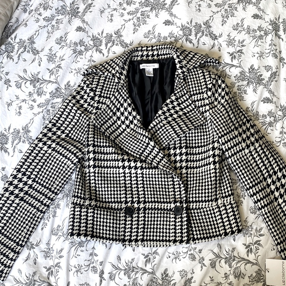 Liz Claiborne hounds tooth jacket